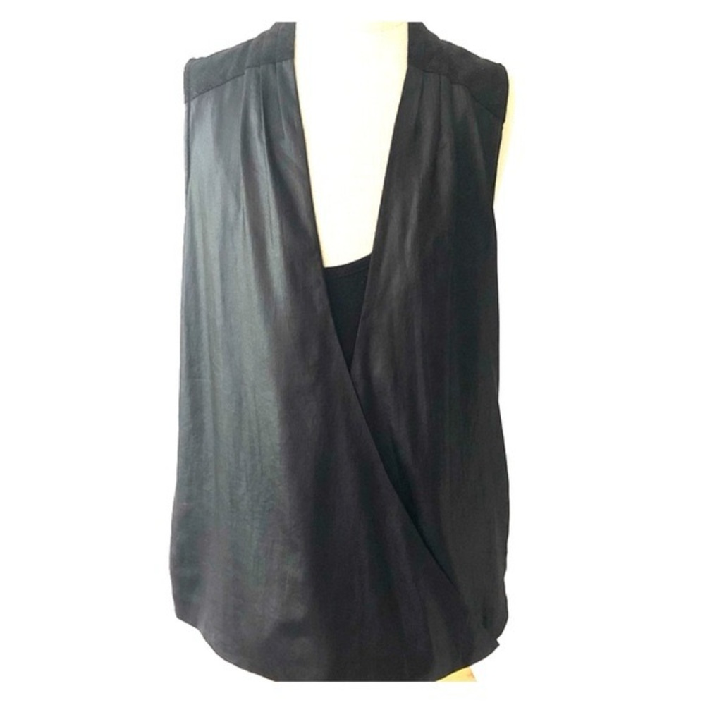 Trouve Faux Wrap Sleeveless Shoulder Zipper V-Neck Top